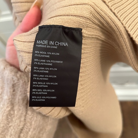 New Club Monaco Wool sweater dress - Picture 2 of 3